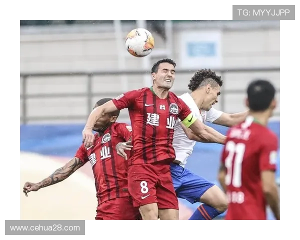 2019年河南建业与山东鲁能精彩对决回顾及赛后分析