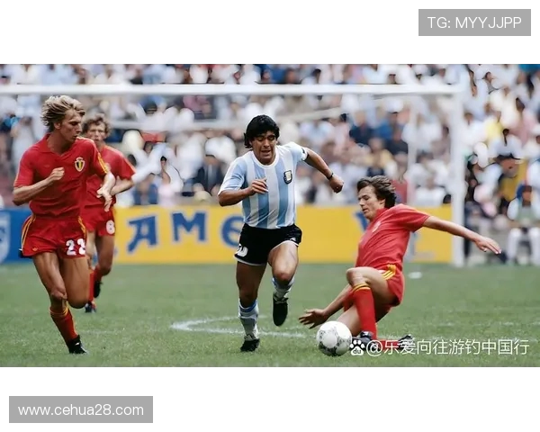 加维引领新时代足球潮流展现年轻力量与无限潜力